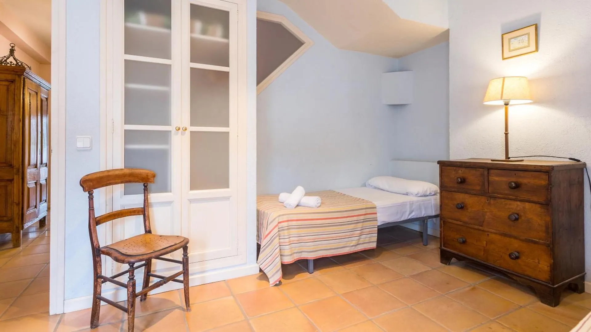 יפראנק Villa Monturiol 0*,  ספרד